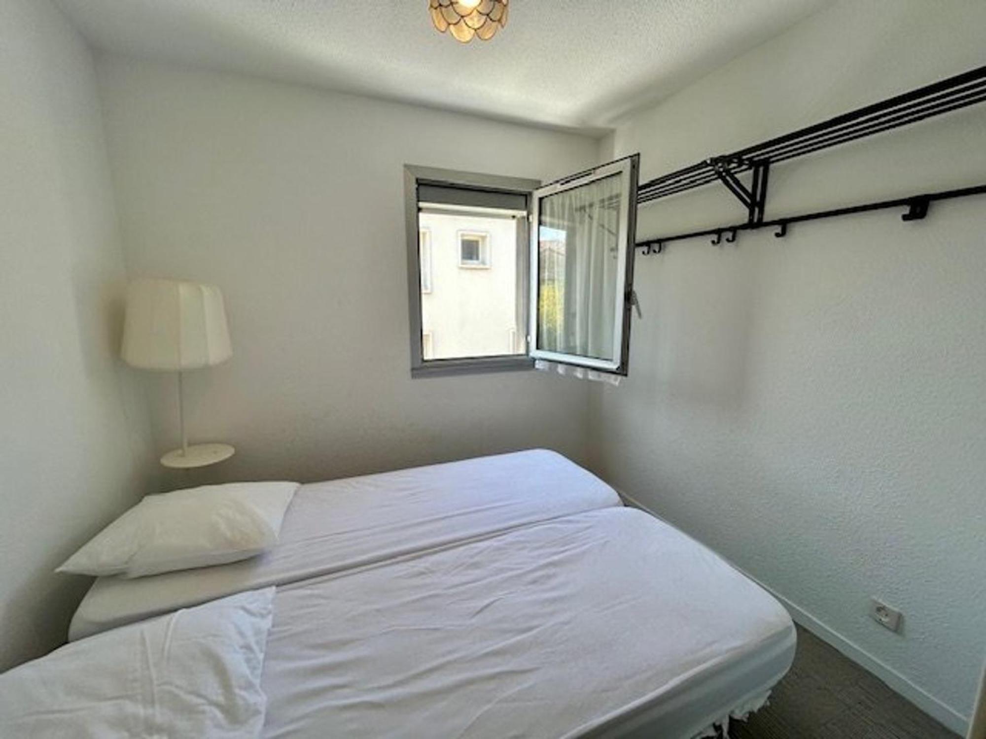 Appartement T2 A Royan, 4 Pers., Proche Plage Et Commerces, Parking, Balcon, Confortable Et Equipe - Fr-1-494-60 エクステリア 写真